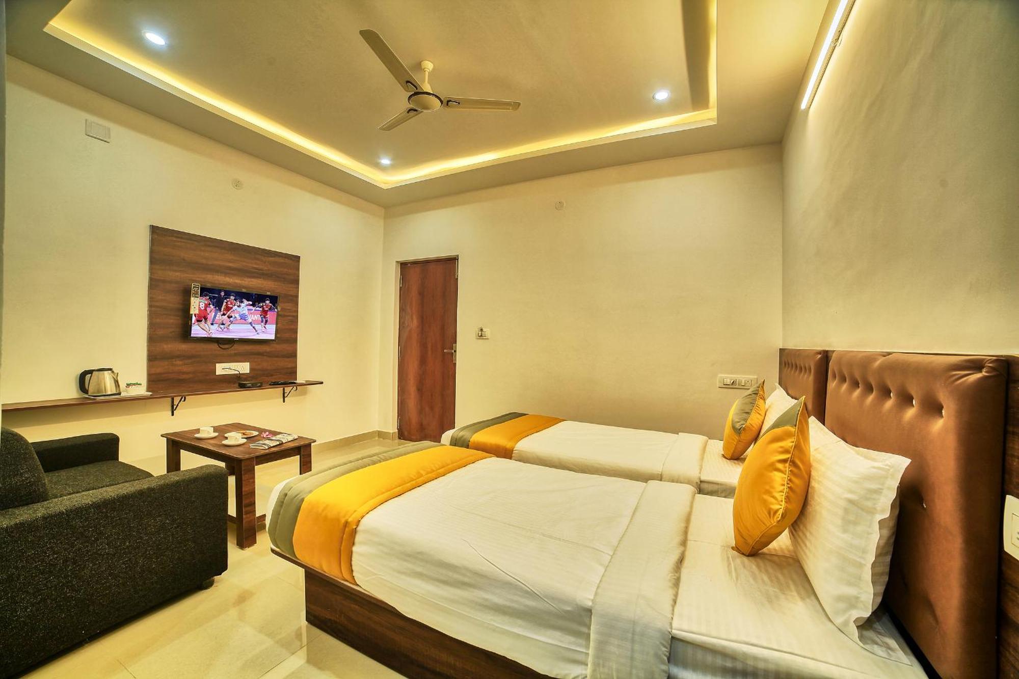 Visa Inn Hotel 4Kms From Airport L Free Airport Pickup & Drop 24X7 Devanahalli 외부 사진